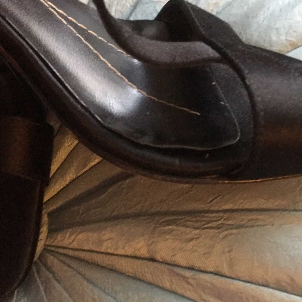 Kate Spade put a bow on it T strap heels - Picture 5 of 8